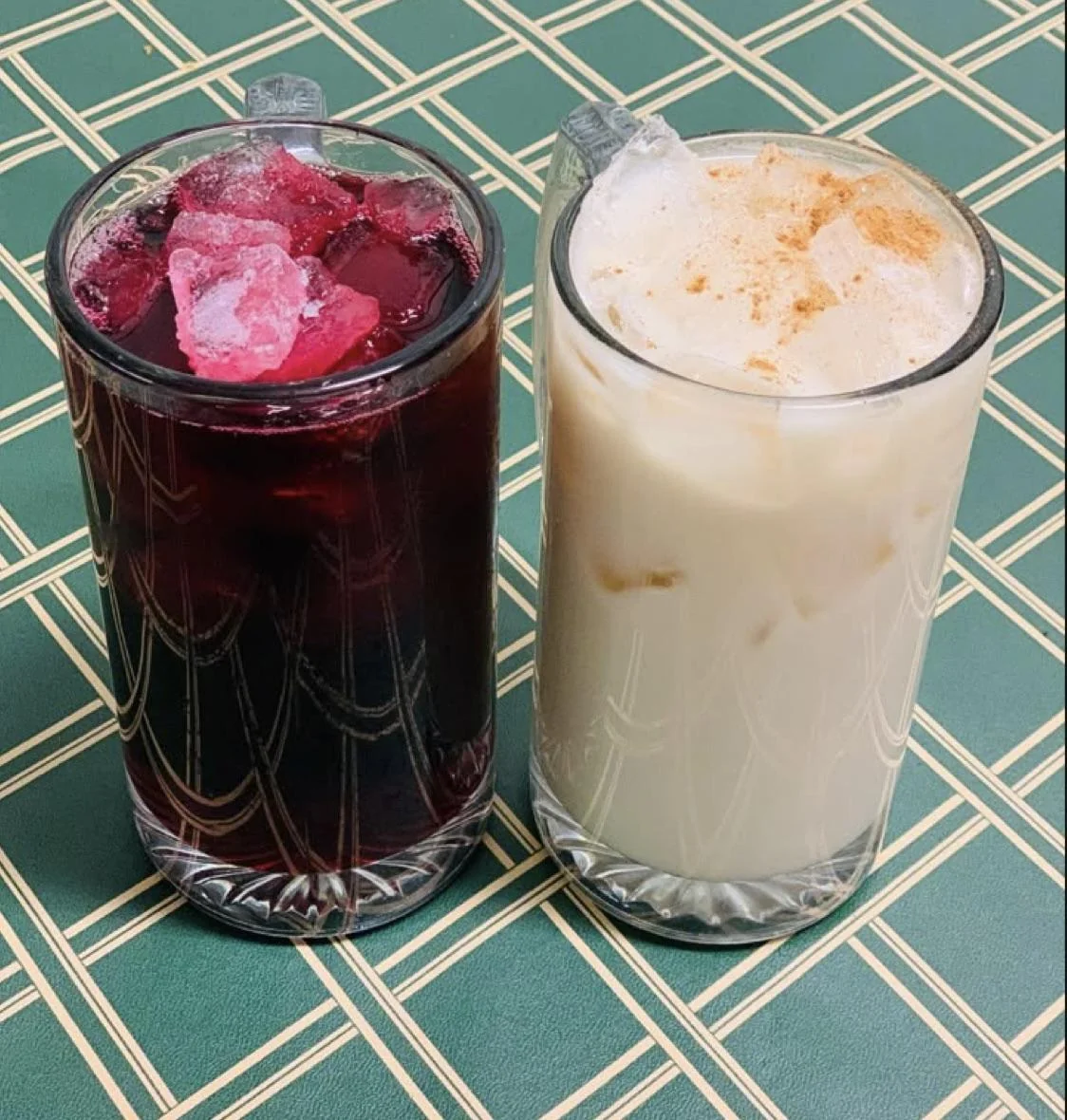 Agua de Horchata y Jamaica