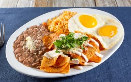 Chilaquiles con Huevos
